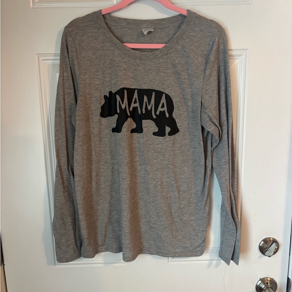Chic Heather Gray 'Mama' Bear Long Sleeve Tee
